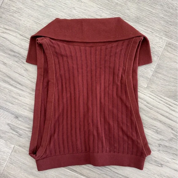 Urban Outfitters Cropped Tank Top - Picture 2 of 4